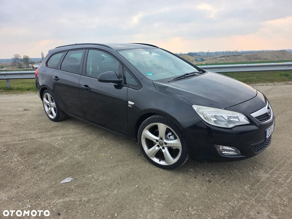Opel Astra 2.0 CDTI DPF Design Edition - 27