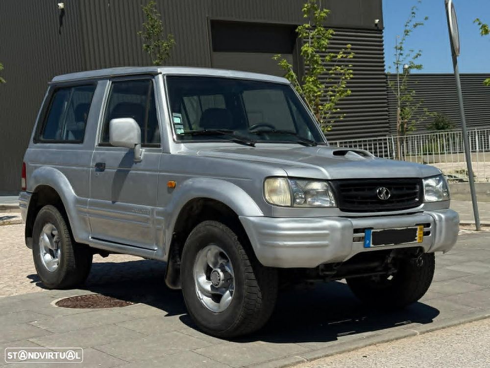 Hyundai Galloper - 1