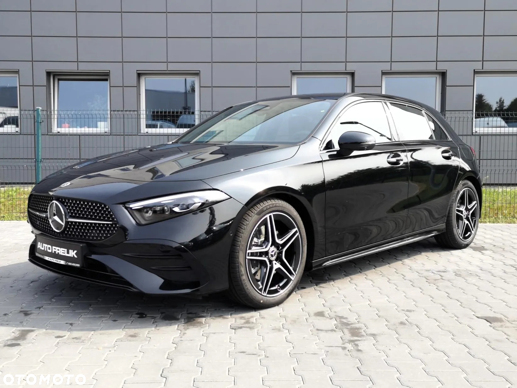 Mercedes-Benz Klasa A 220 4Matic 7G-DCT AMG Line - 3