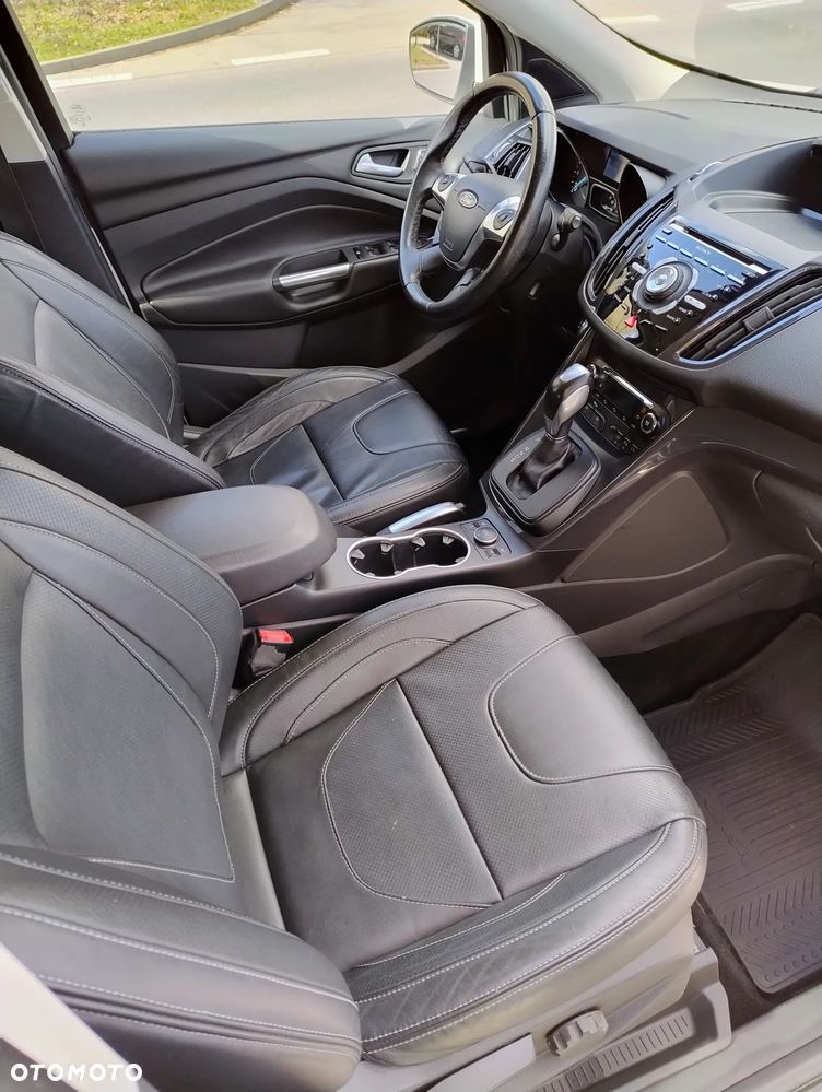 Ford Kuga 2.0 TDCi 4WD Titanium Plus - 13