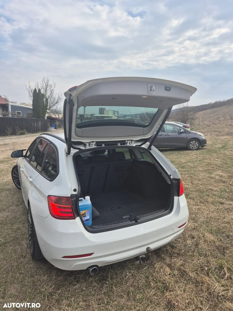 BMW Seria 3 320d Aut. Efficient Dynamics Edition - 10