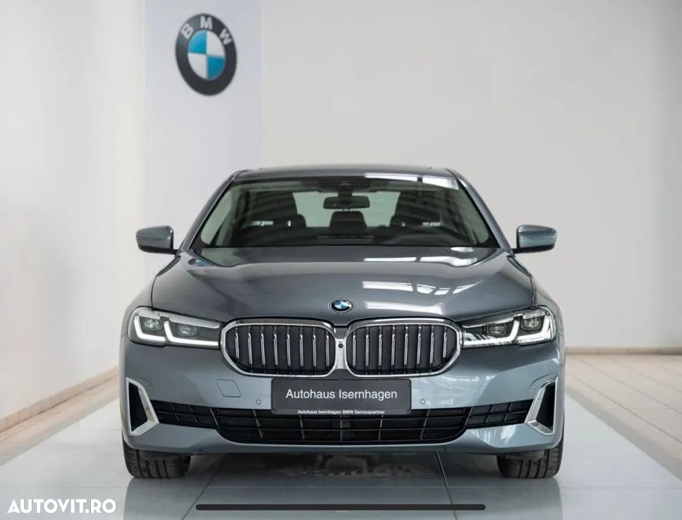 BMW Seria 5 520d AT - 2