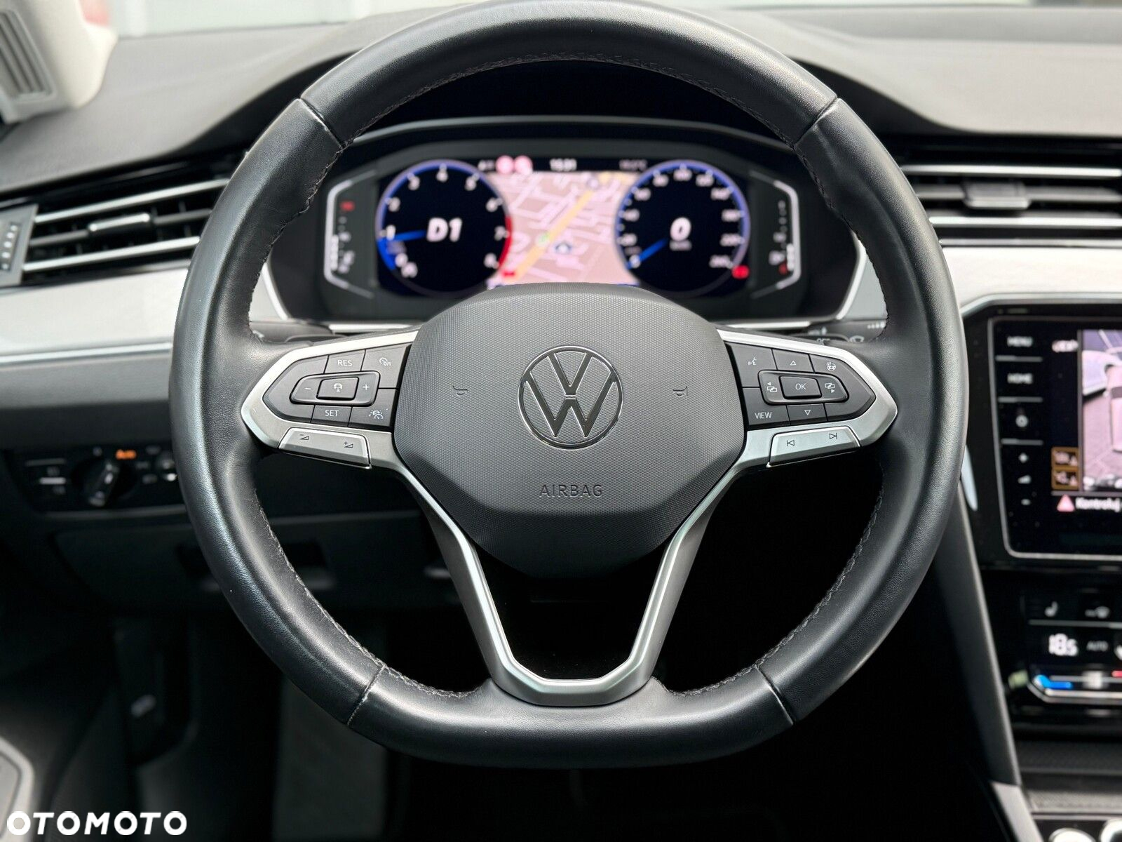 Volkswagen Passat 2.0 TSI Business DSG - 11