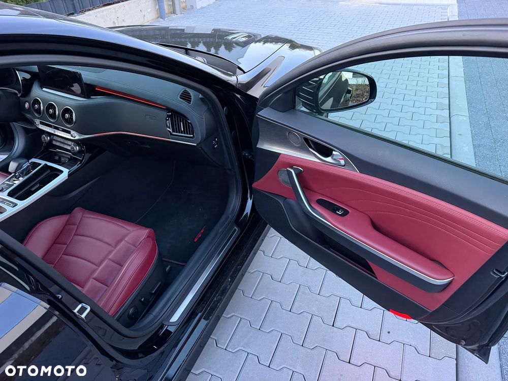 Kia Stinger 3.3 T-GDI V6 GT Prestige Line AWD - 12