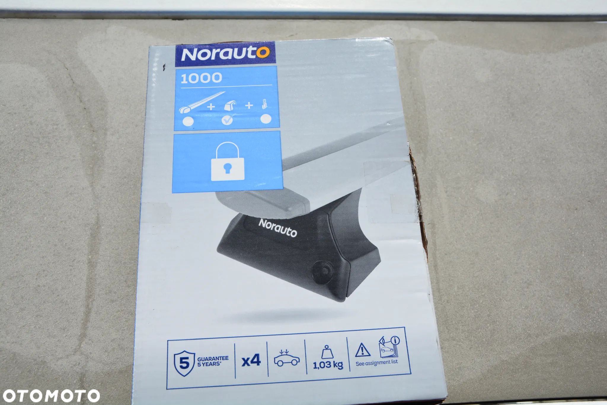 Audi A4 B8 / B9 kombi bagażnik dachowy Thule / Norauto klucz - 1
