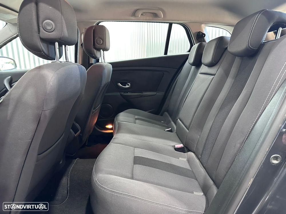 Renault Mégane Sport Tourer 1.5 dCi Dynamique S - 22