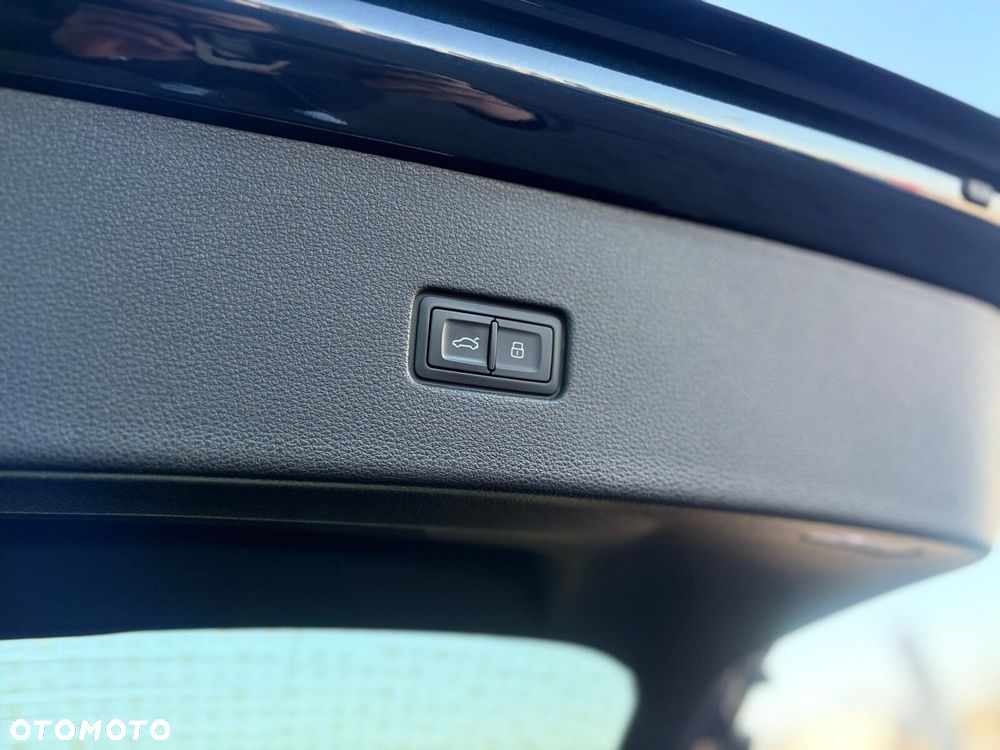 Audi SQ8 TFSI Quattro Tiptronic - 11