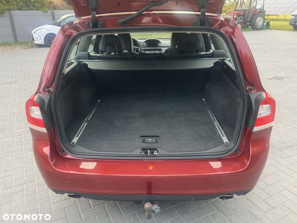 Volvo V70 D4 Momentum - 15