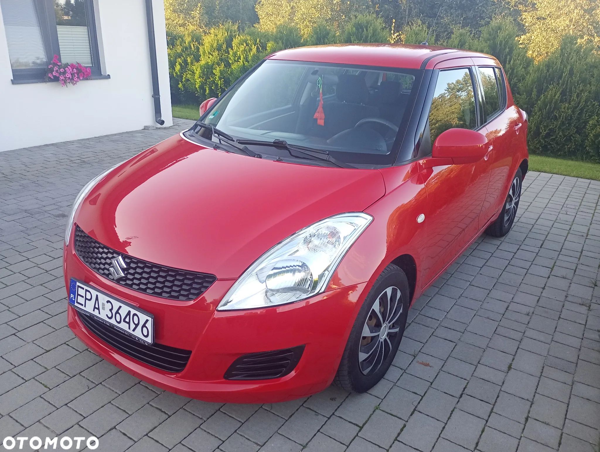 Suzuki Swift - 1