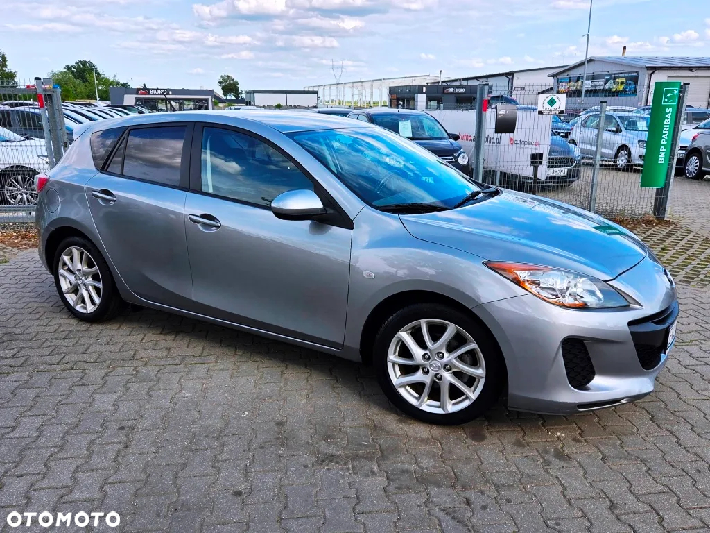 Mazda 3 1.6 CD Exclusive + - 4
