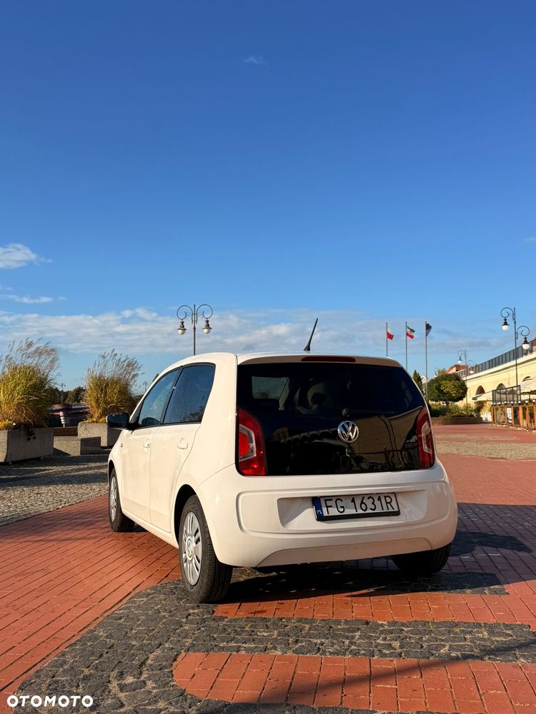 Volkswagen up! - 5