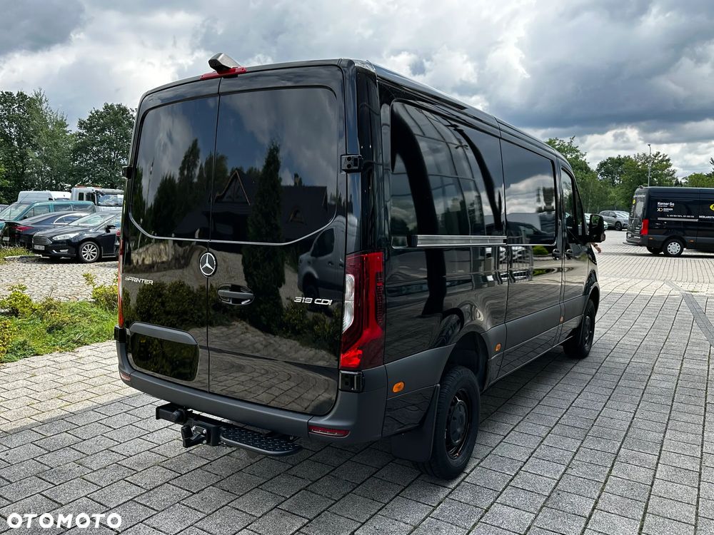 Mercedes-Benz Sprinter - 7