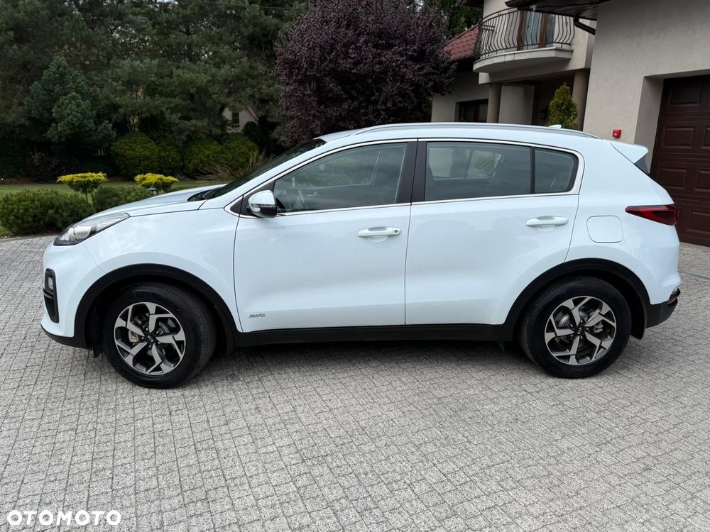 Kia Sportage 1.6 CRDI AWD Eco-Dynamics+ (48V M-H) DCT PLATINUM - 3