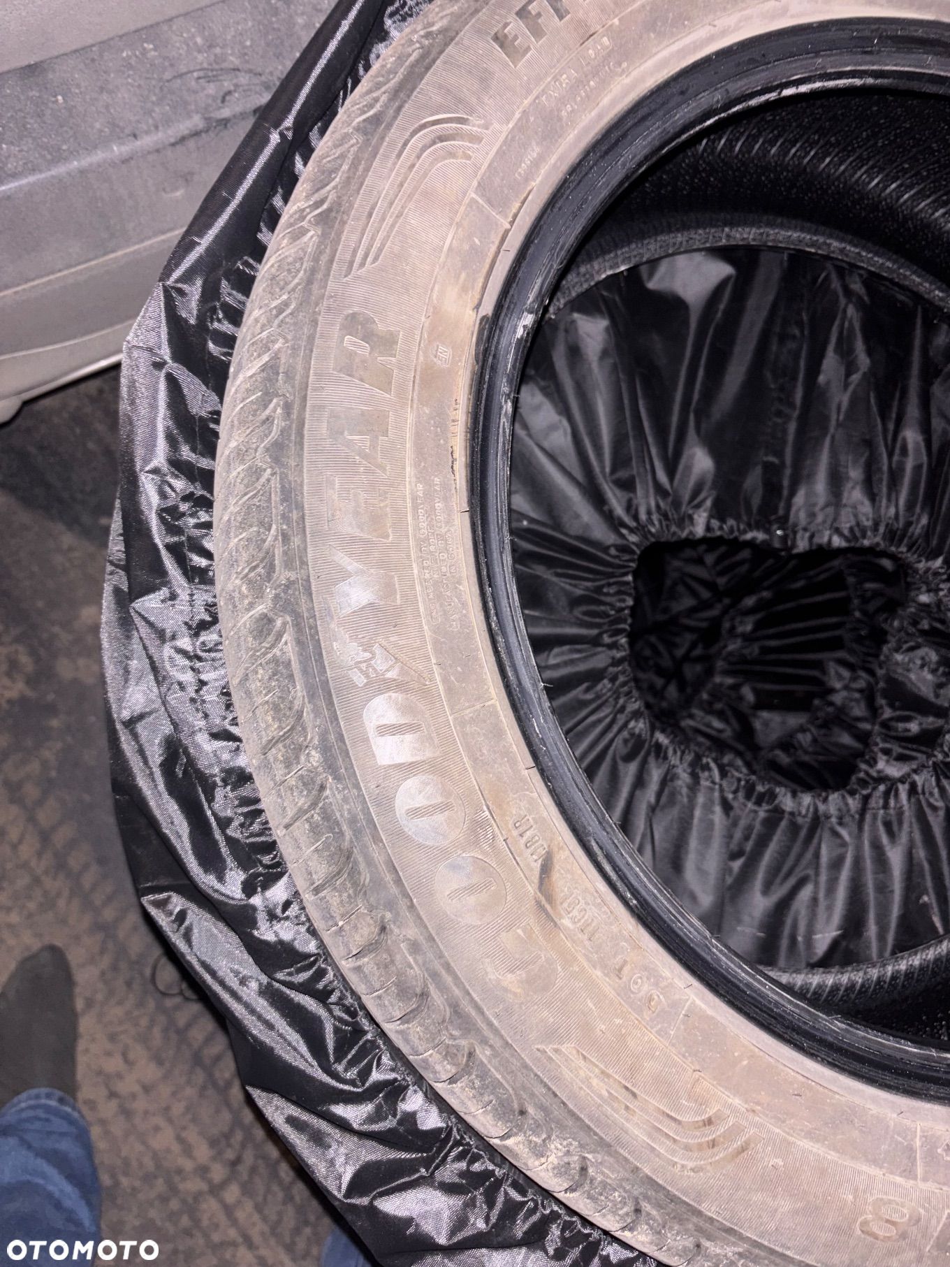 Goodyear EFFICIENTGRIP PERFORMANCE SUV 225/55 R18 - 1