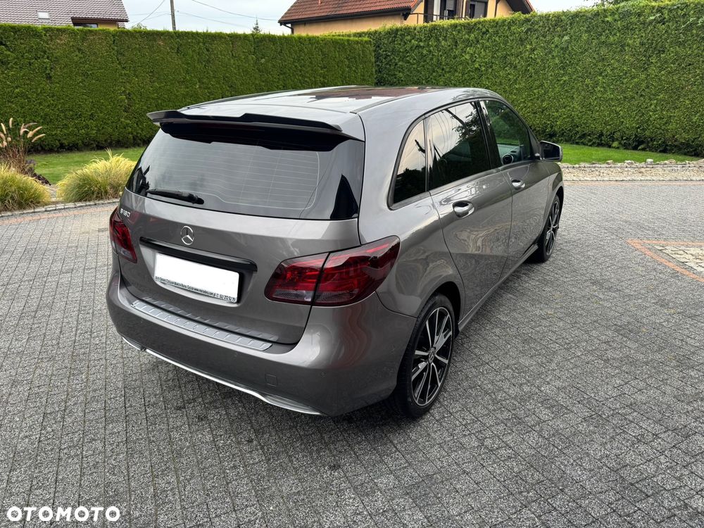 Mercedes-Benz Klasa B 180 Style - 3
