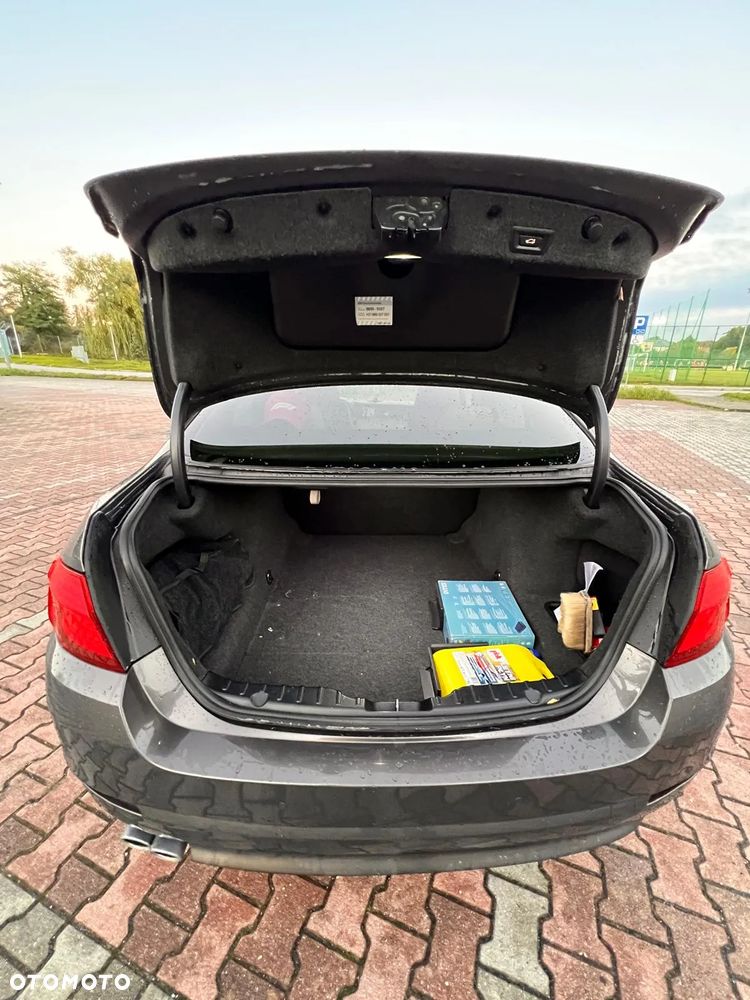 BMW Seria 5 520d - 9