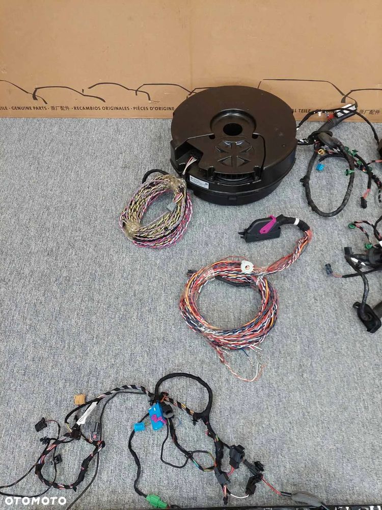 Zestaw nagłośnienia VW Arteon 2023 Harman Kardon FULL - 16