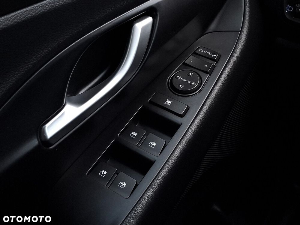 Hyundai i30 1.0 T-GDI Smart DCT - 17