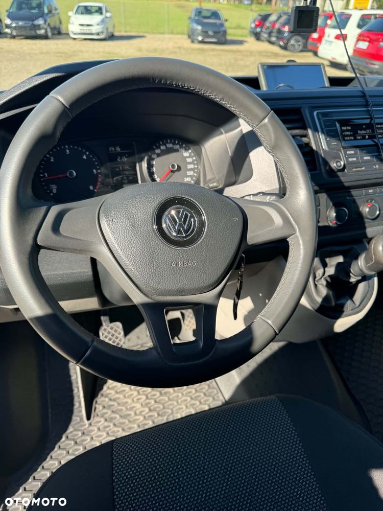 Volkswagen Transporter - 10
