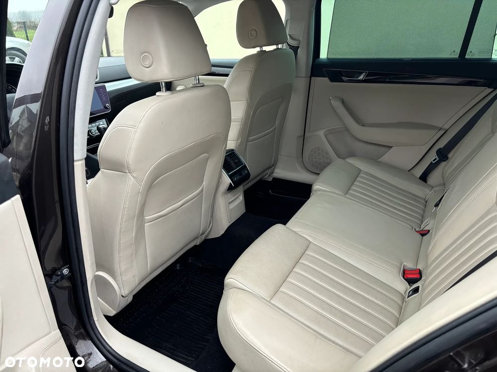 Skoda Superb 2.0 TDI L&K DSG7 - 28