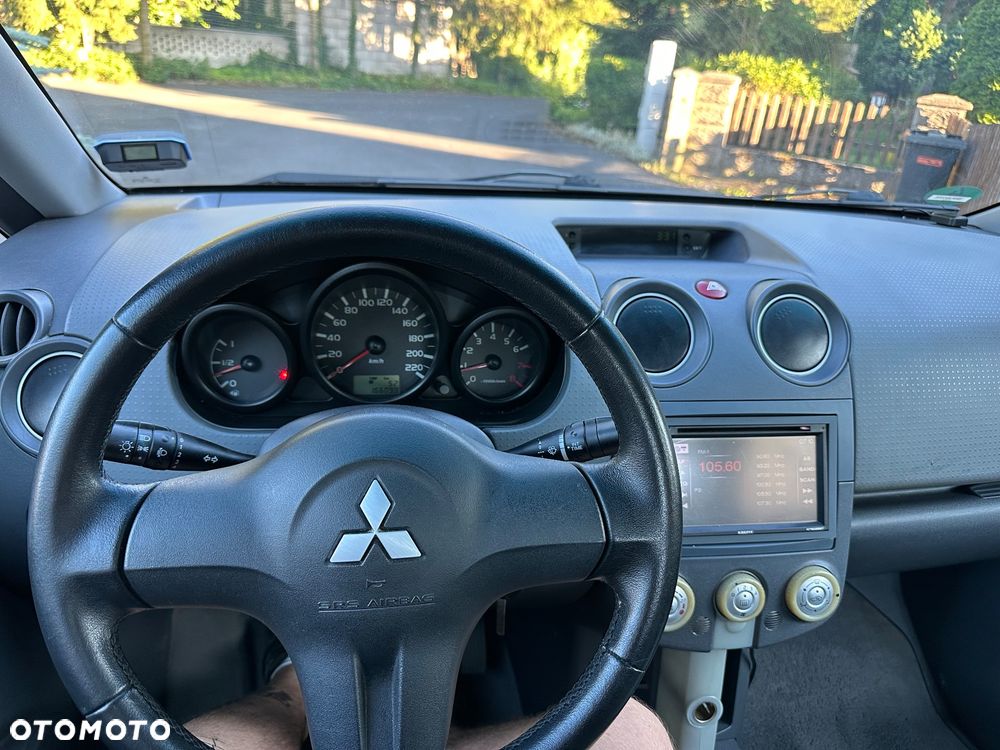 Mitsubishi Colt 1.5 Invite - 11