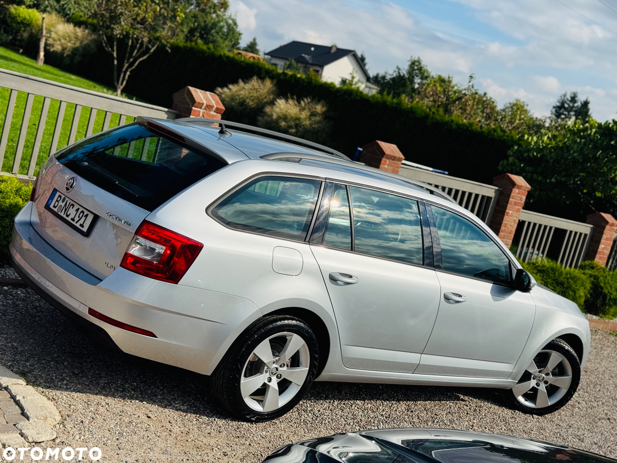Skoda Octavia 1.6 TDI SCR 4x4 Style - 20