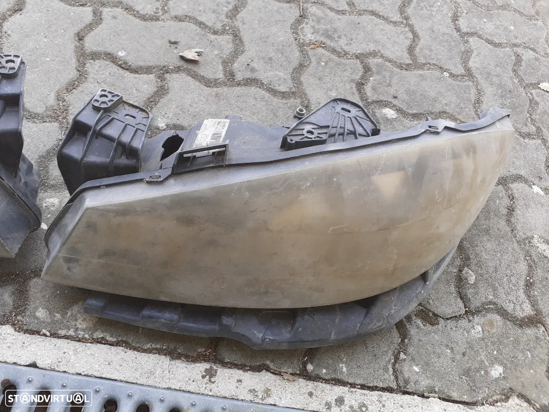Farois frente renault laguna 2006 - 5