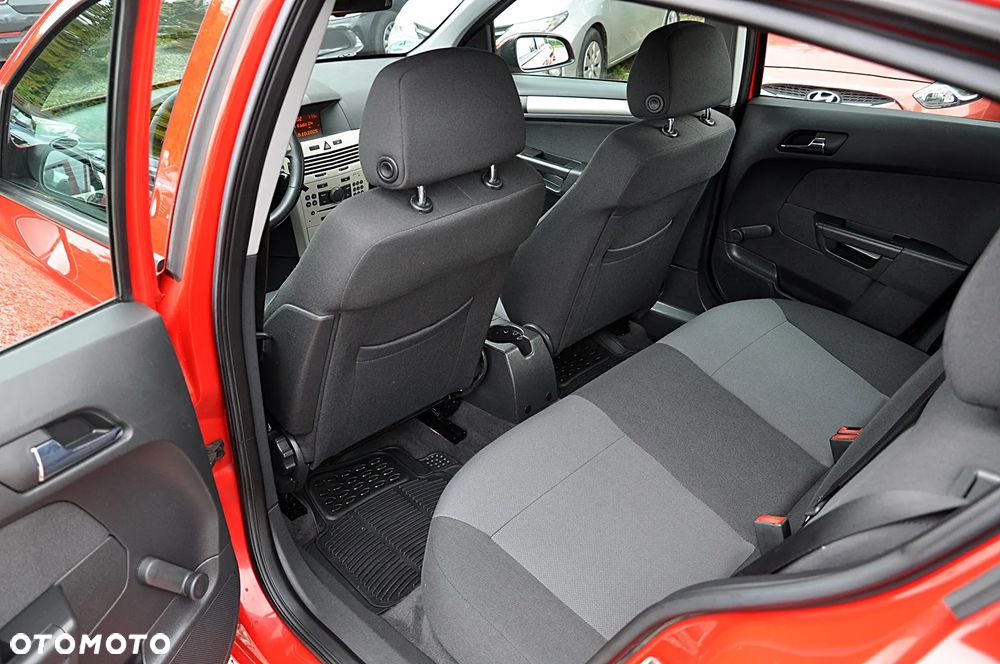 Opel Astra 1.4 Edition Plus - 25