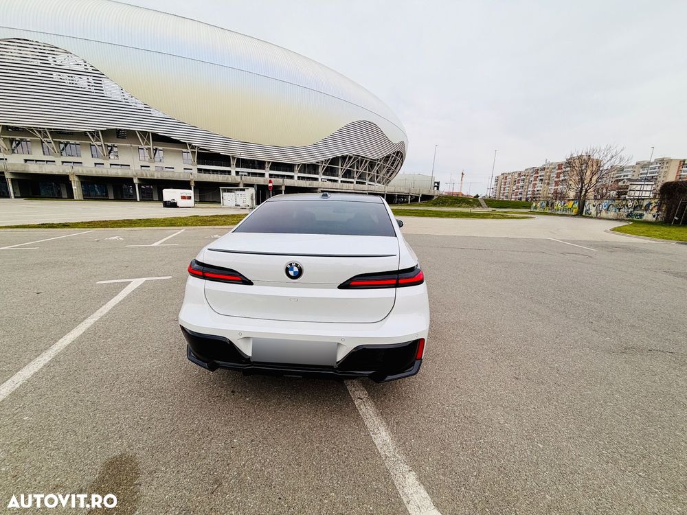 BMW Seria 7 - 8