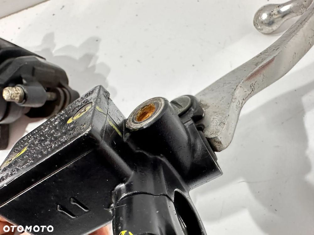 Zacisk pompa przód Piaggio Liberty 50 16-22r. - 7