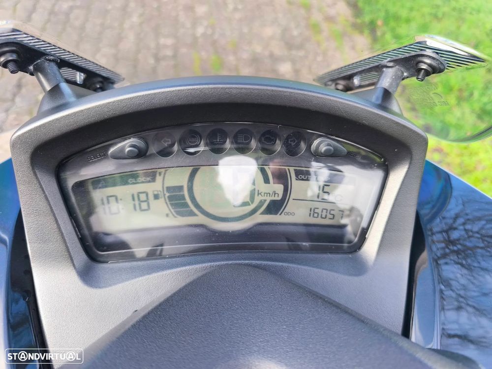 Yamaha Tricity 125 - 3