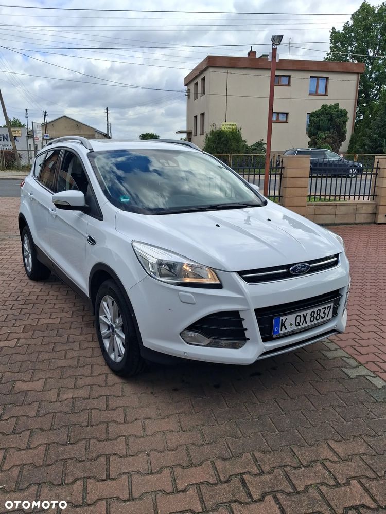 Ford Kuga - 1
