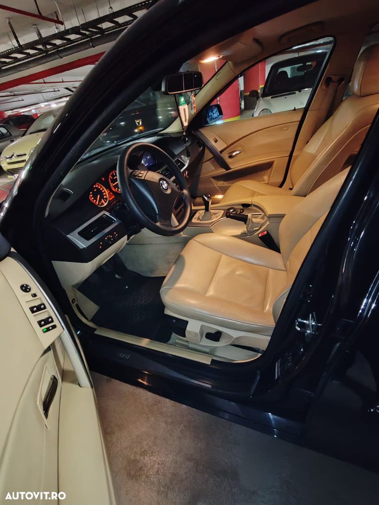 BMW Seria 5 520d - 12