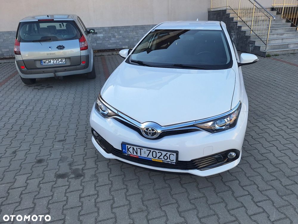 Toyota Auris 1.2 Turbo Design Edition - 33