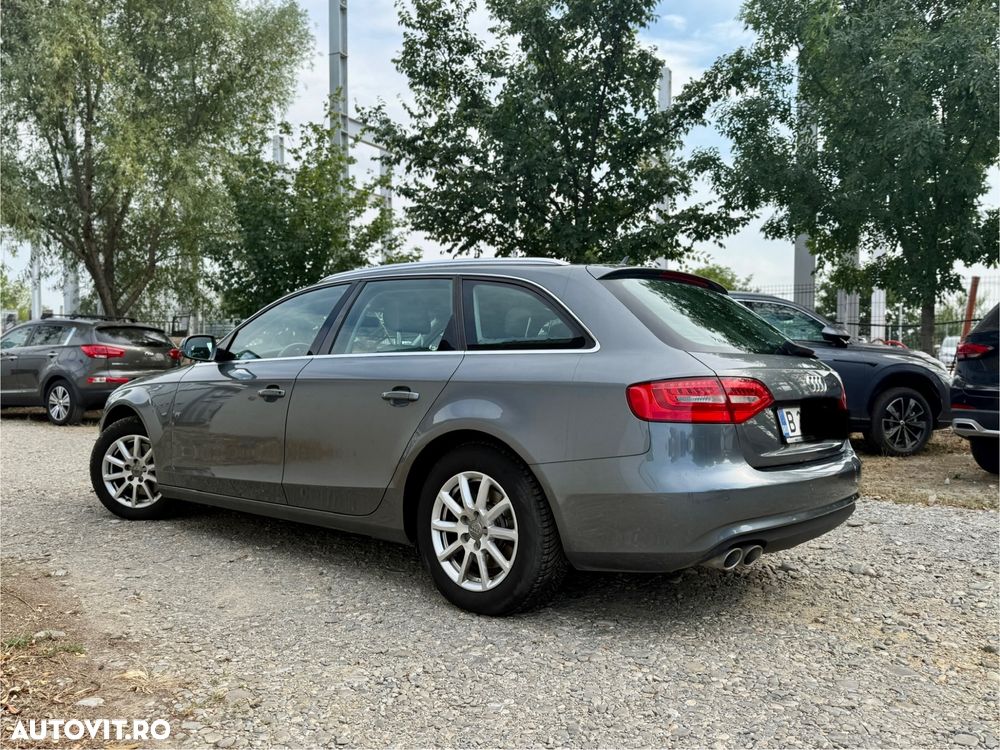 Audi A4 Avant 2.0 TDI quattro S tronic - 4