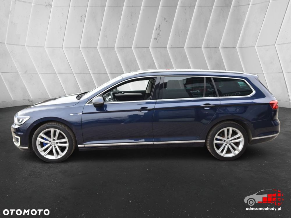 Volkswagen Passat - 7
