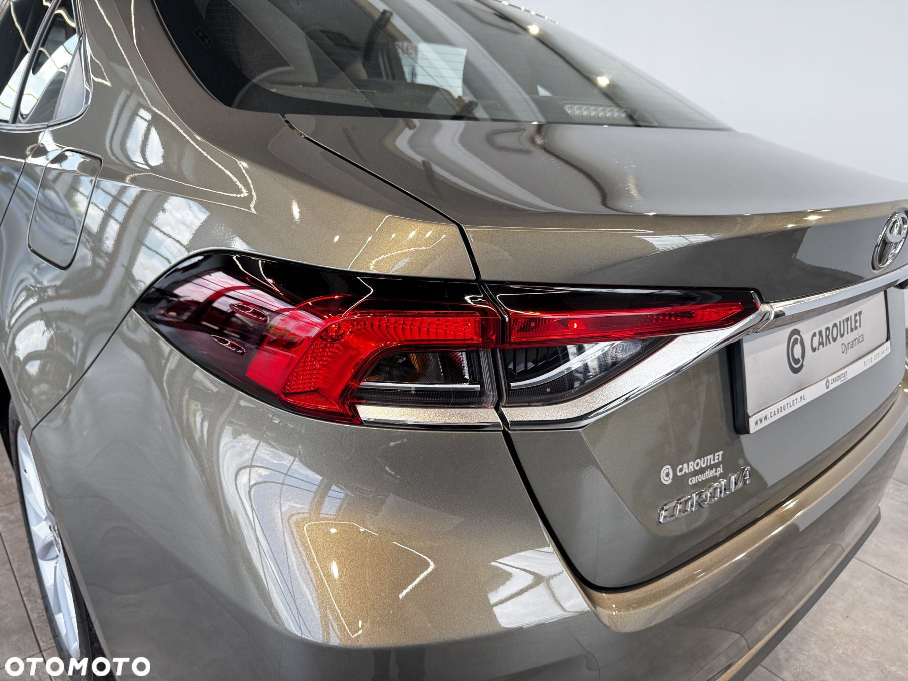 Toyota Corolla - 12