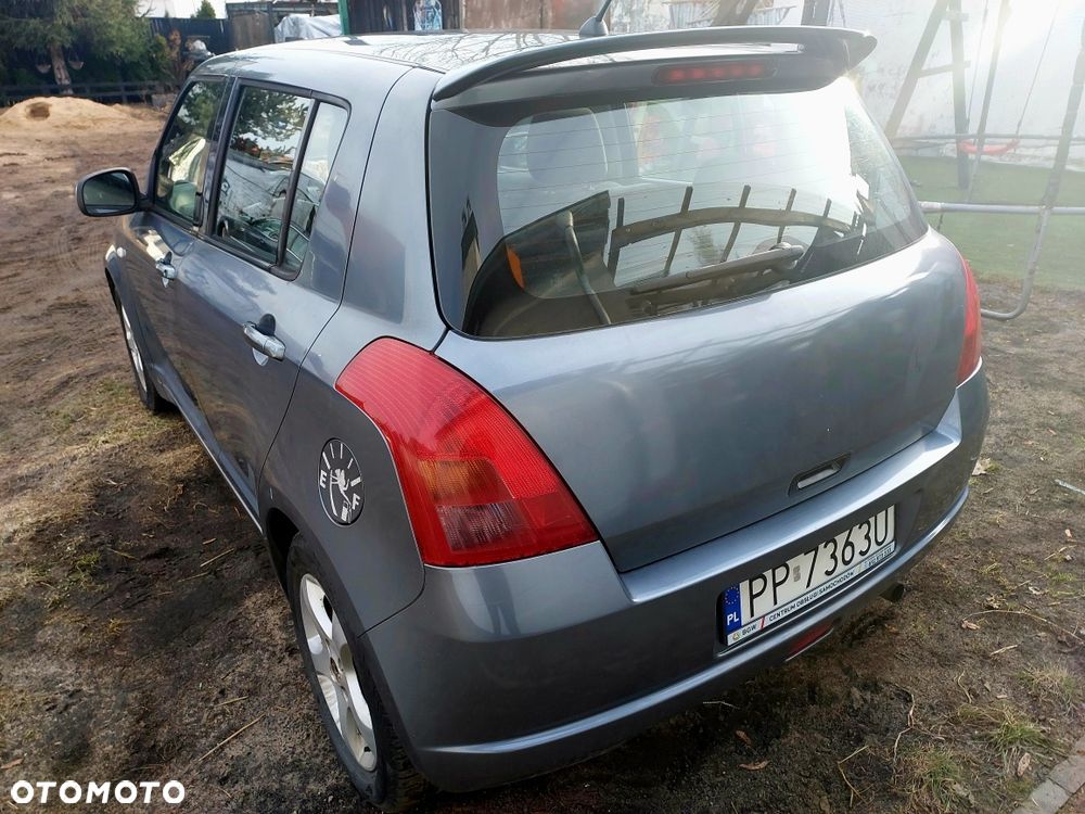 Suzuki Swift - 5