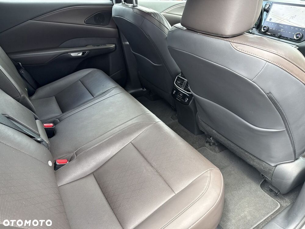 Lexus RX - 12