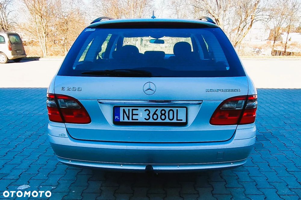 Mercedes-Benz Klasa E 200 Kompressor Automatik Classic - 10