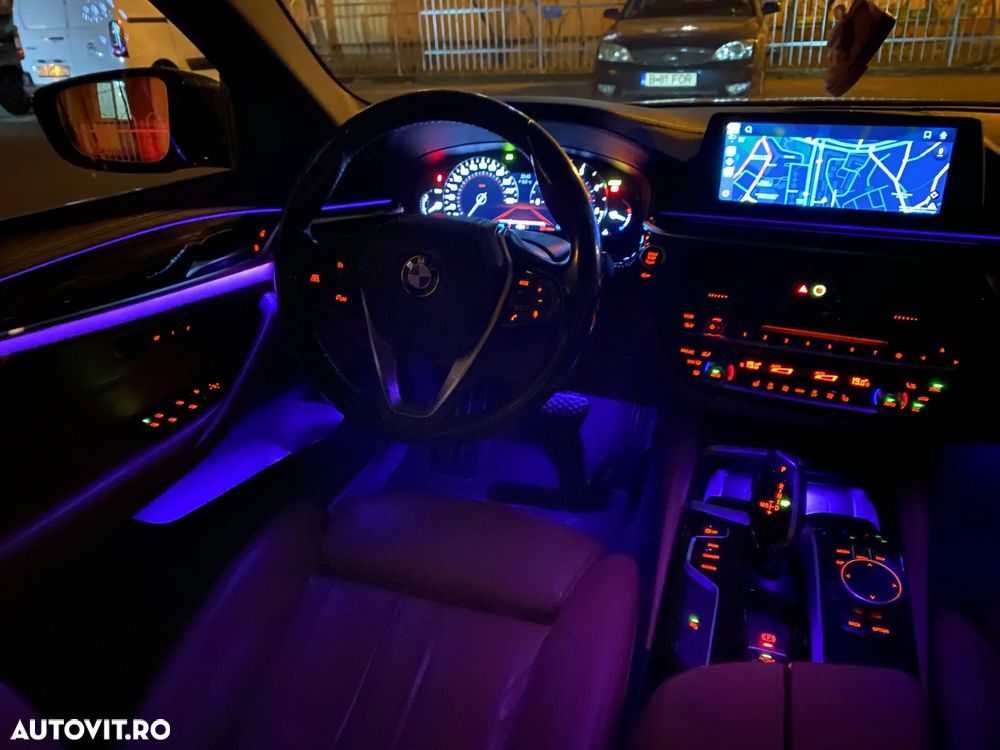BMW Seria 5 520d Aut. Luxury Line - 15