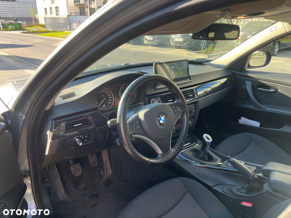BMW Seria 3 - 10