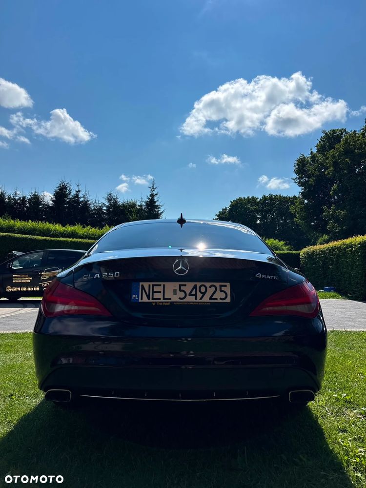 Mercedes-Benz CLA 250 4-Matic - 6