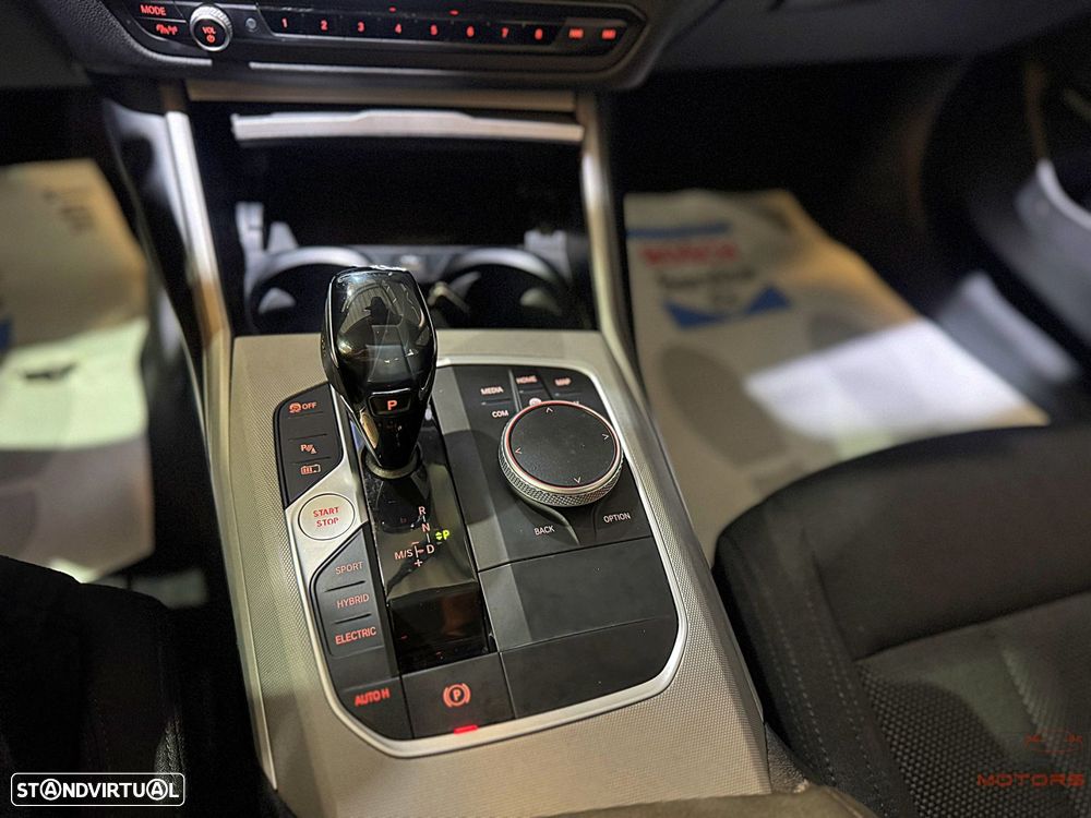 BMW 330 e Corporate Edition Auto - 29