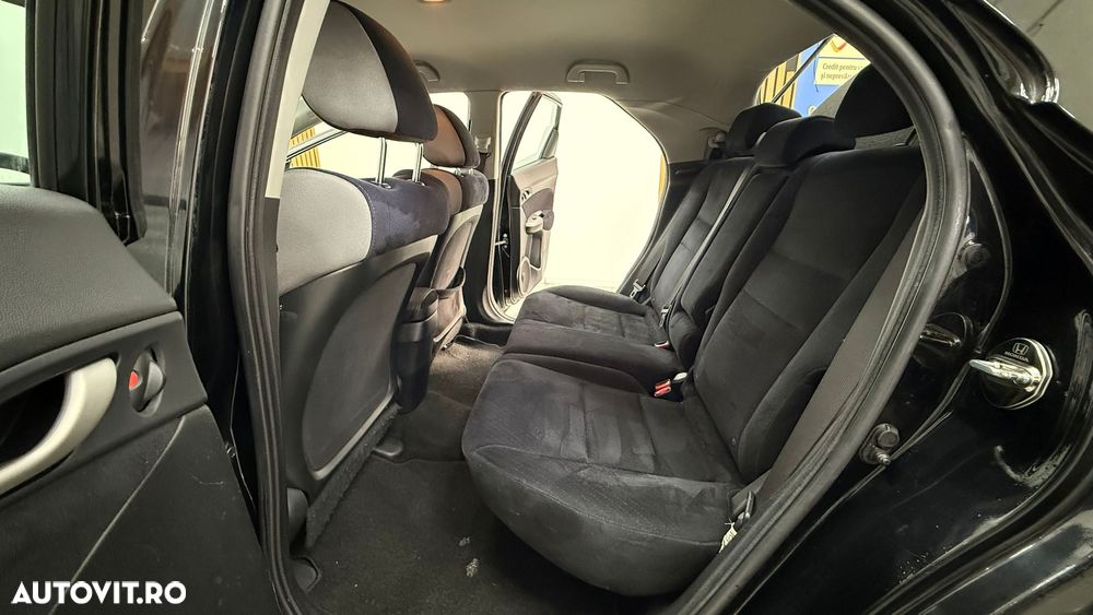 Honda Civic 1.8i-VTEC Sport - 15