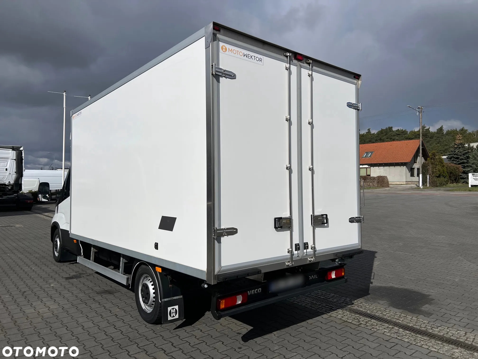 Iveco Daily 35S16 3.0 Kontener Chłodnia Izoterma 3x Drzwi Salon PL, Jeden Właściciel - 3