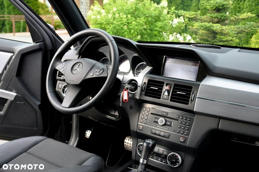 Mercedes-Benz GLK - 27