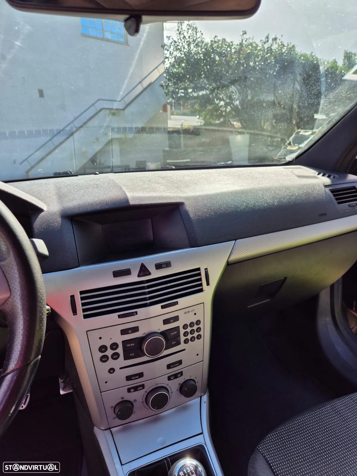 Opel Astra GTC 1.3 CDTi - 8