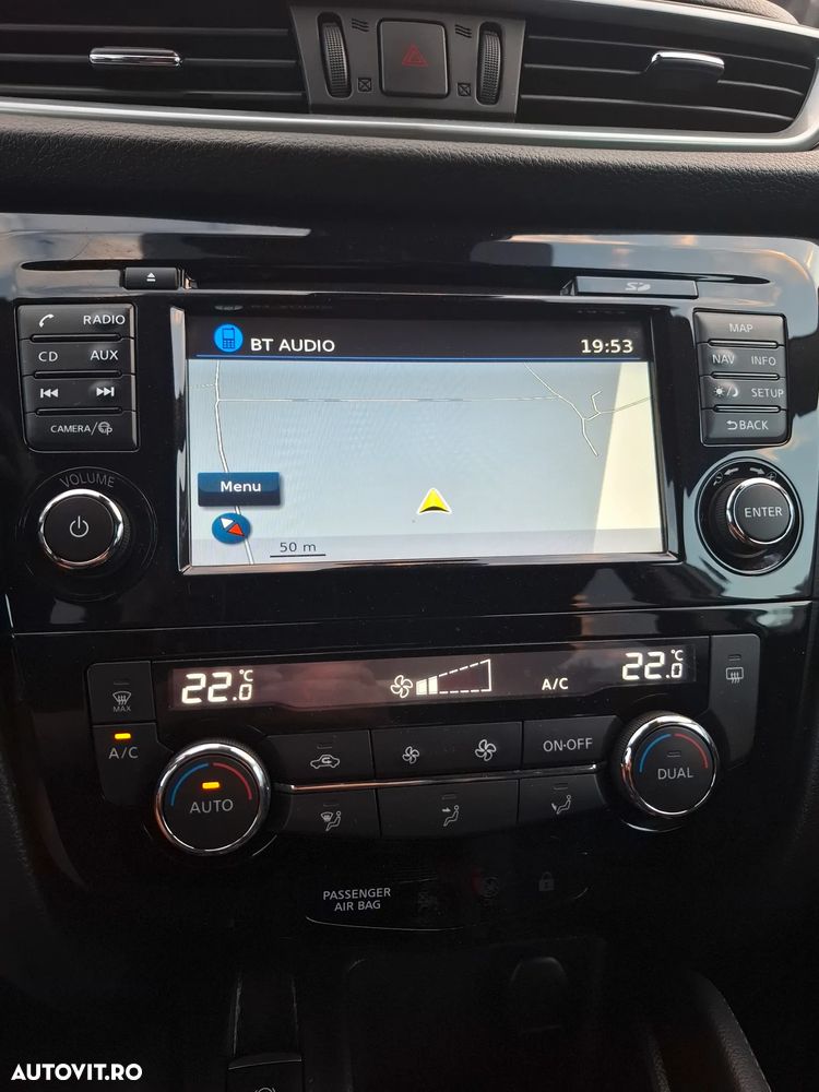 Nissan Qashqai 1.5 DCI Start/Stop N-Connecta - 10