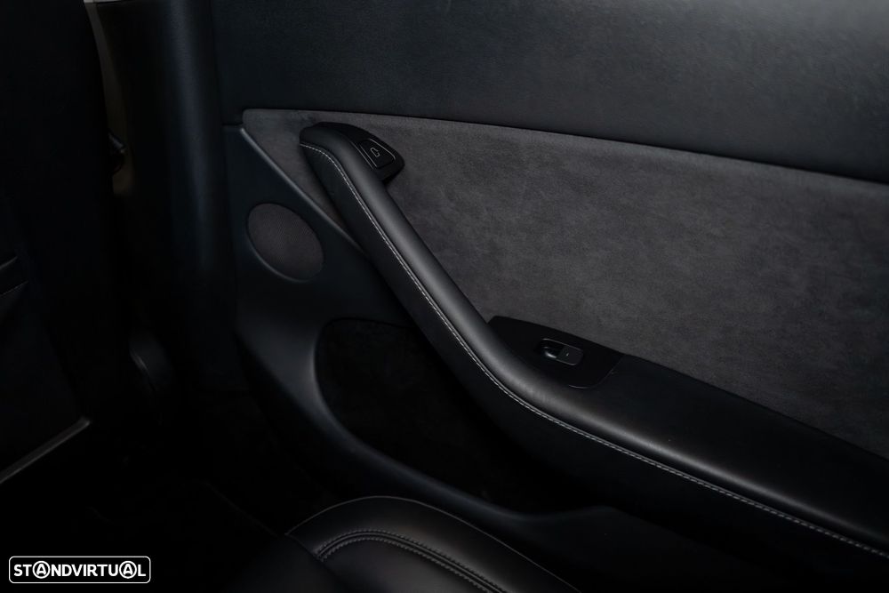 Tesla Model Y Tração Traseira - 28